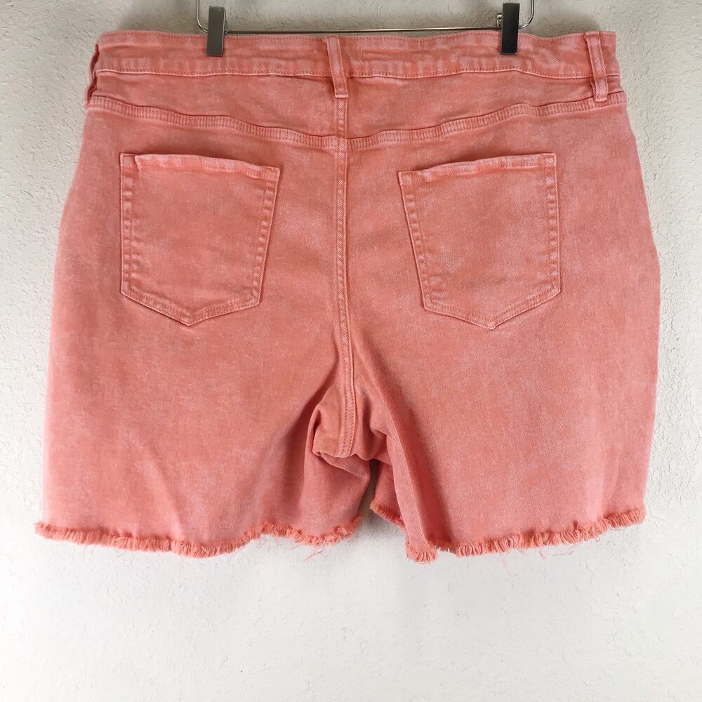 Ava & Viv Coral Colored Denim High Rise Raw Hem Cutoff Shorts Beach Plus Size - Picture 2 of 9
